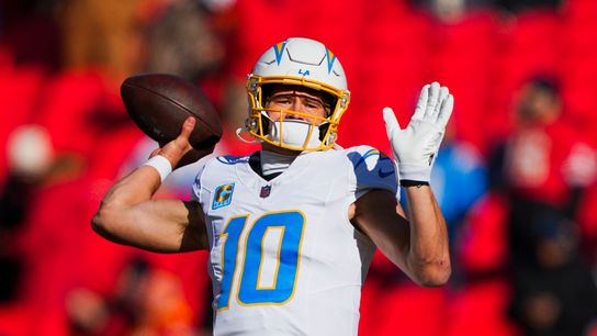 Starts & Sits Week 16: Justin Herbert time (featured)